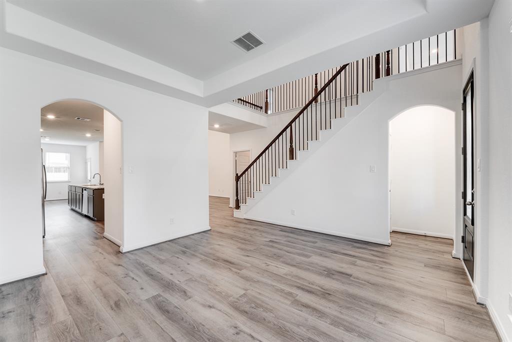 26039 2 North Kings Mill Lane, Kingwood, Texas 77339, 4 Bedrooms Bedrooms, 13 Rooms Rooms,3 BathroomsBathrooms,Single-family,For Sale,North Kings Mill,54241119