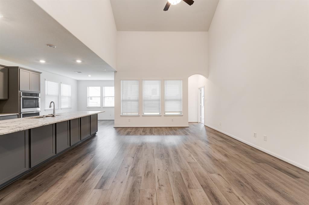 26039 2 North Kings Mill Lane, Kingwood, Texas 77339, 4 Bedrooms Bedrooms, 13 Rooms Rooms,3 BathroomsBathrooms,Single-family,For Sale,North Kings Mill,54241119