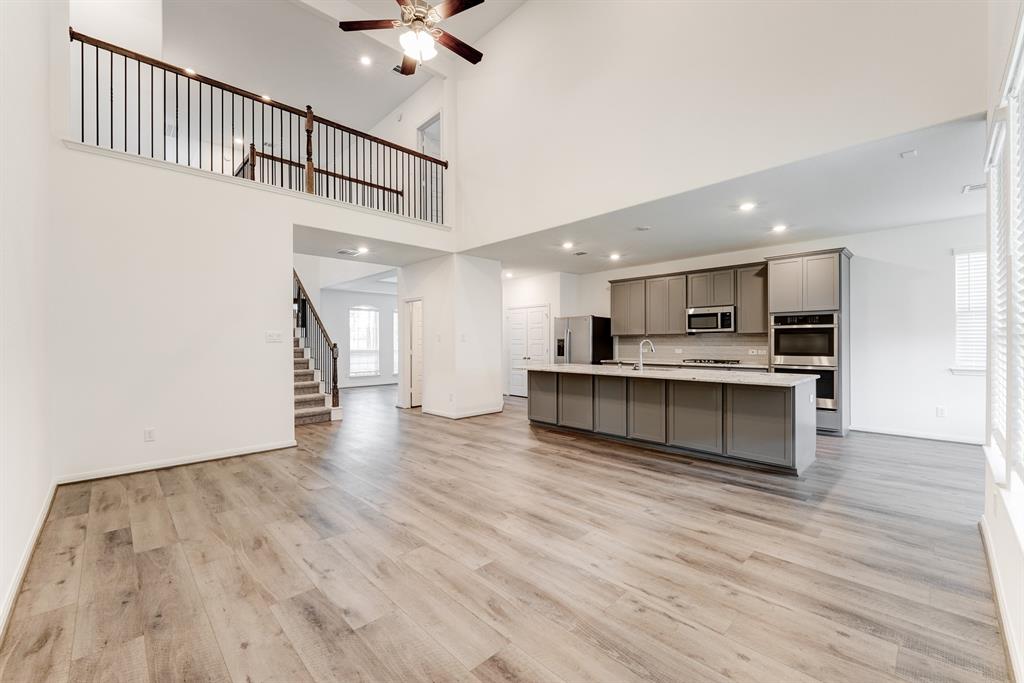 26039 2 North Kings Mill Lane, Kingwood, Texas 77339, 4 Bedrooms Bedrooms, 13 Rooms Rooms,3 BathroomsBathrooms,Single-family,For Sale,North Kings Mill,54241119
