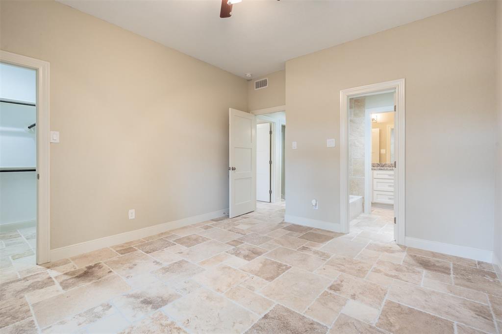 909 1 Bayou River Drive, Houston, Texas 77079, 3 Bedrooms Bedrooms, 5 Rooms Rooms,2 BathroomsBathrooms,Single-family,For Sale,Bayou River,54588122