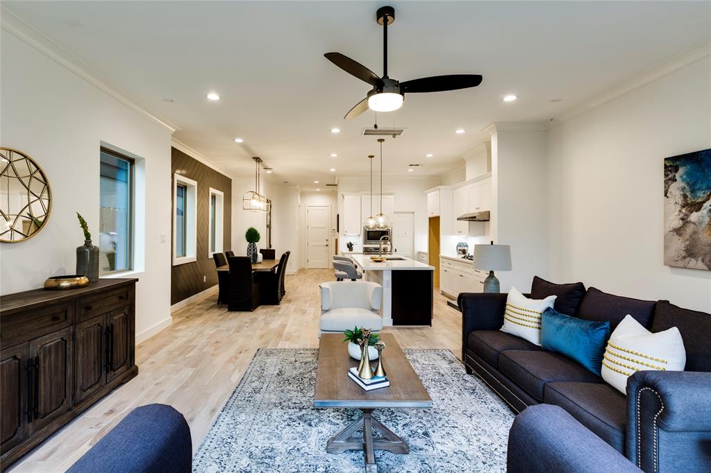 2106 3 HAZARD Street, Houston, Texas 77019, 4 Bedrooms Bedrooms, 14 Rooms Rooms,3 BathroomsBathrooms,Single-family,For Sale,HAZARD,67489092