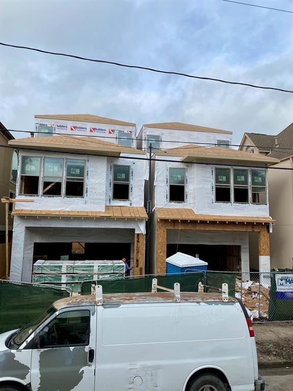 2106 3 HAZARD Street, Houston, Texas 77019, 4 Bedrooms Bedrooms, 14 Rooms Rooms,3 BathroomsBathrooms,Single-family,For Sale,HAZARD,67489092