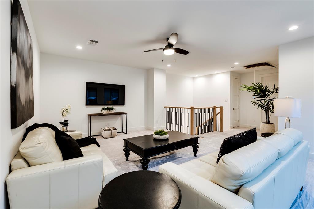 2106 3 HAZARD Street, Houston, Texas 77019, 4 Bedrooms Bedrooms, 14 Rooms Rooms,3 BathroomsBathrooms,Single-family,For Sale,HAZARD,67489092
