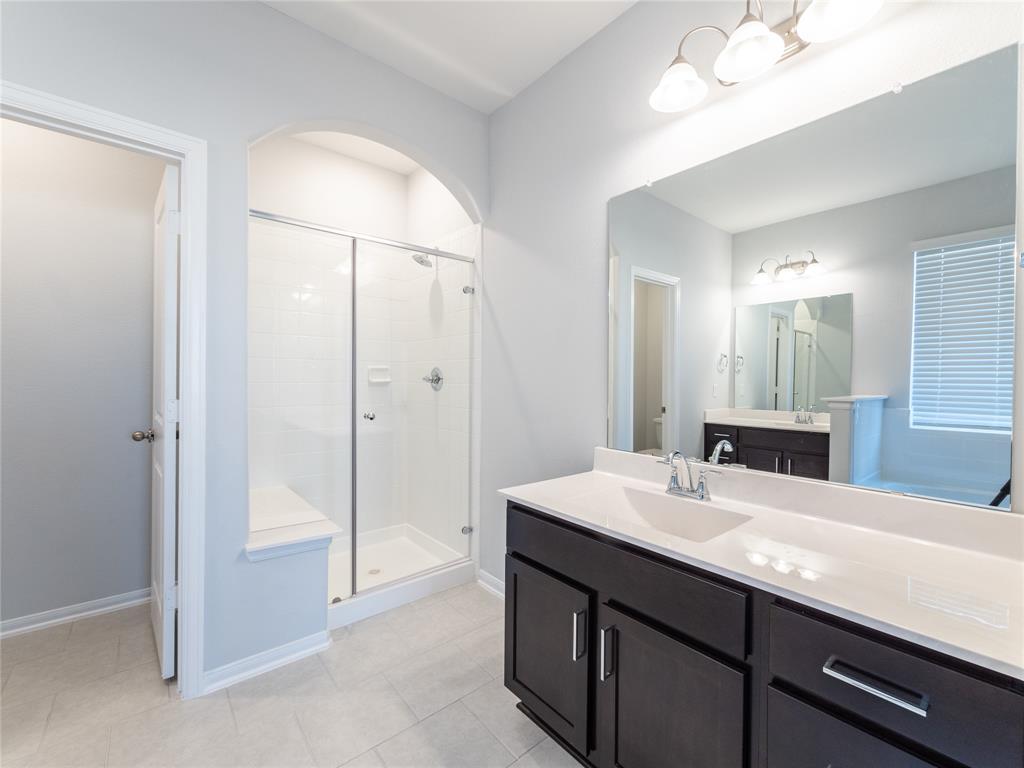 4519 1.5 Painted Bunting Lane, Baytown, Texas 77521, 3 Bedrooms Bedrooms, 7 Rooms Rooms,3 BathroomsBathrooms,Single-family,For Sale,Painted Bunting,74601051