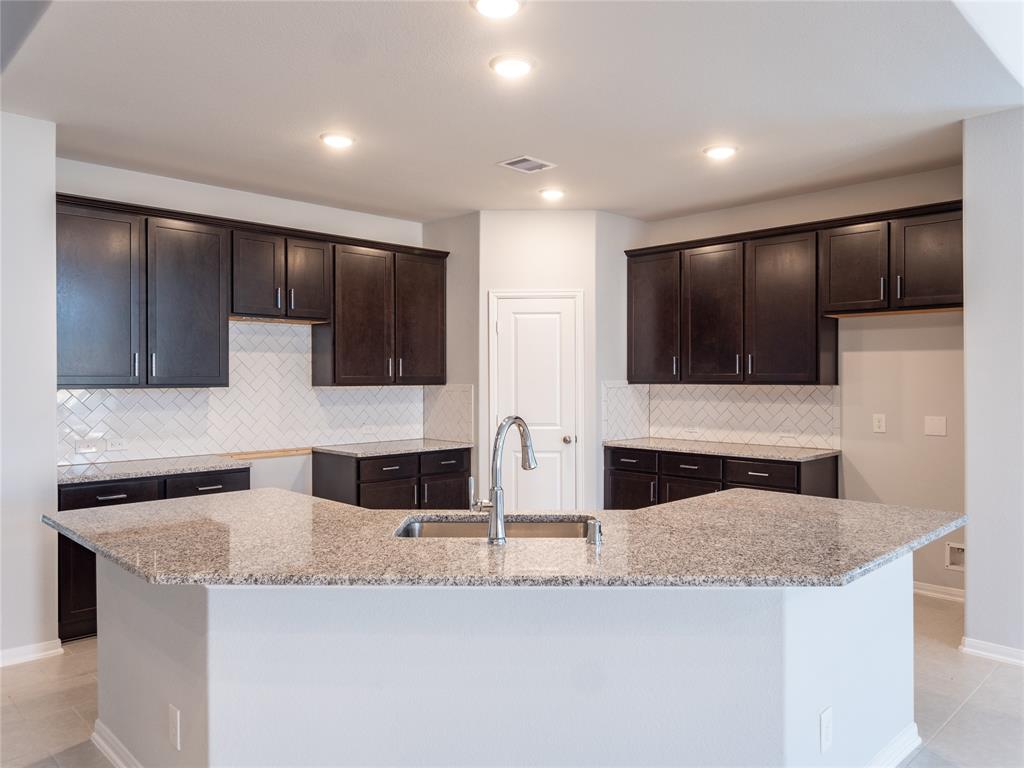 4519 1.5 Painted Bunting Lane, Baytown, Texas 77521, 3 Bedrooms Bedrooms, 7 Rooms Rooms,3 BathroomsBathrooms,Single-family,For Sale,Painted Bunting,74601051