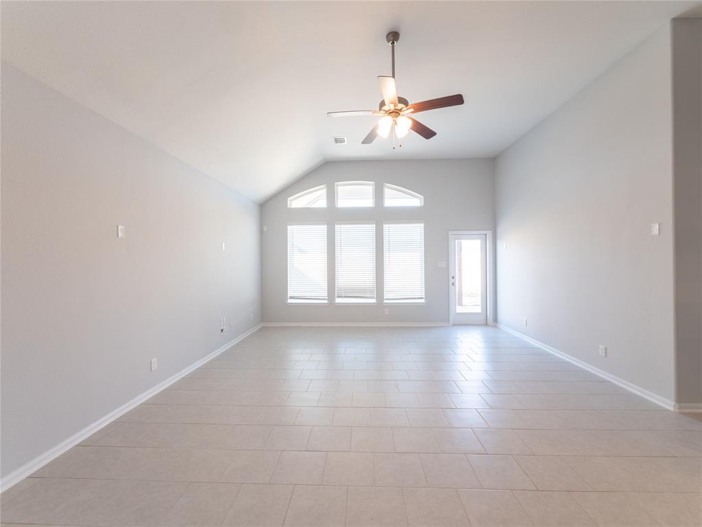 4519 1.5 Painted Bunting Lane, Baytown, Texas 77521, 3 Bedrooms Bedrooms, 7 Rooms Rooms,3 BathroomsBathrooms,Single-family,For Sale,Painted Bunting,74601051
