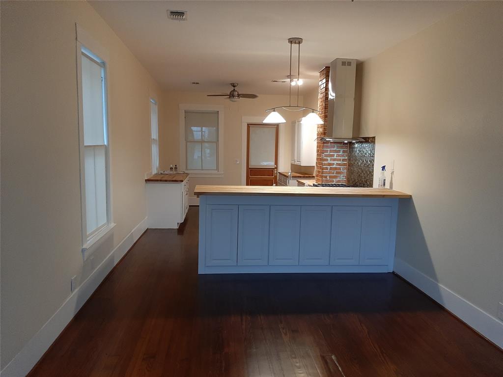 1518 Avenue M 1/2 