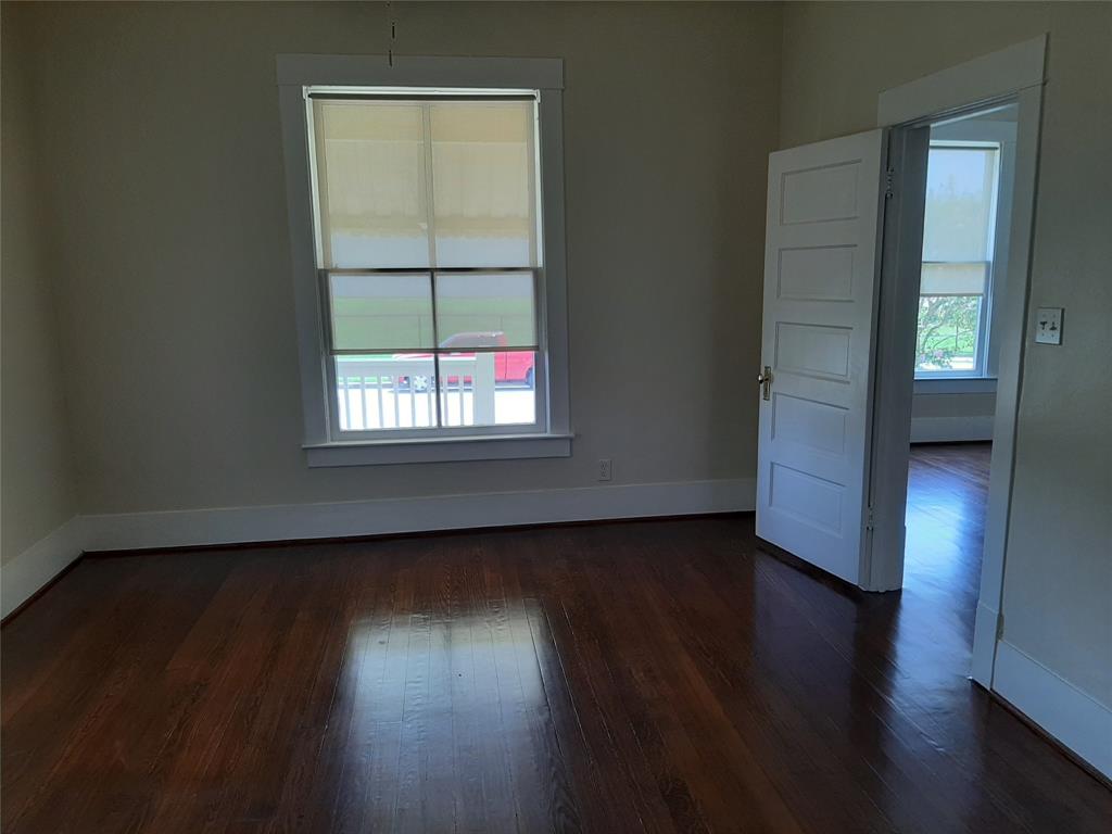 1518 Avenue M 1/2 