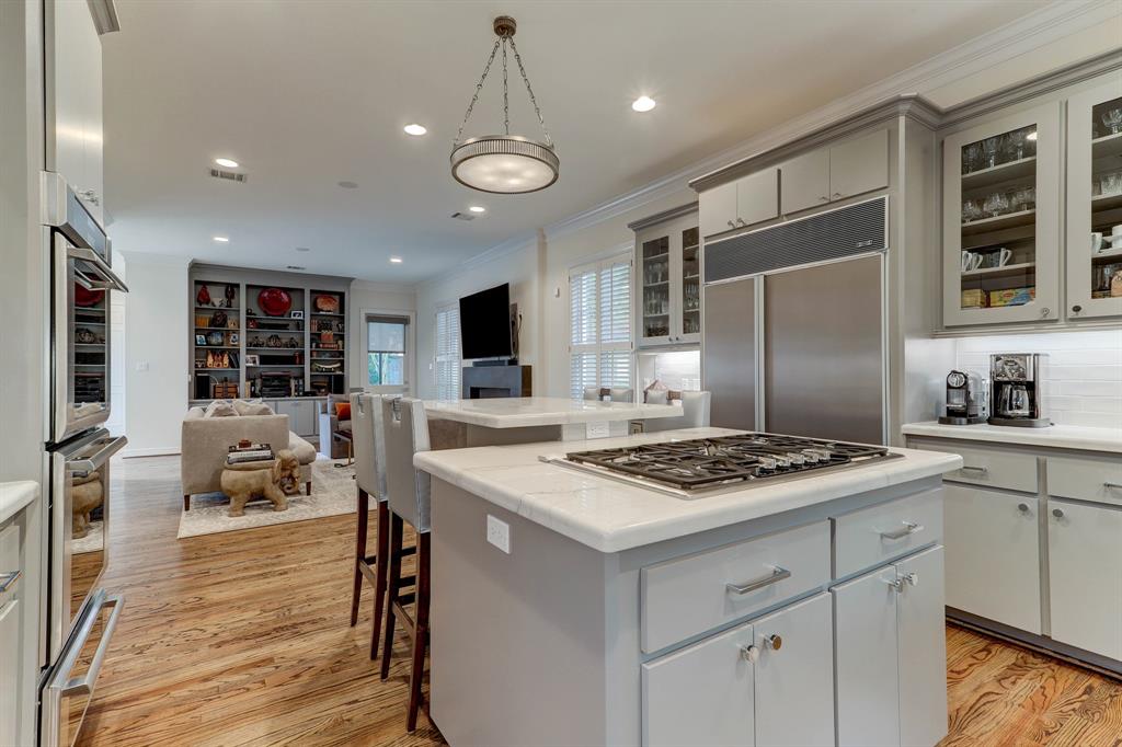 1215 3 Potomac Drive, Houston, Texas 77057, 3 Bedrooms Bedrooms, 15 Rooms Rooms,5 BathroomsBathrooms,Single-family,For Sale,Potomac,78675931