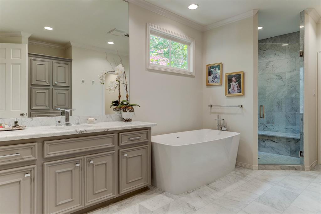 1215 3 Potomac Drive, Houston, Texas 77057, 3 Bedrooms Bedrooms, 15 Rooms Rooms,5 BathroomsBathrooms,Single-family,For Sale,Potomac,78675931