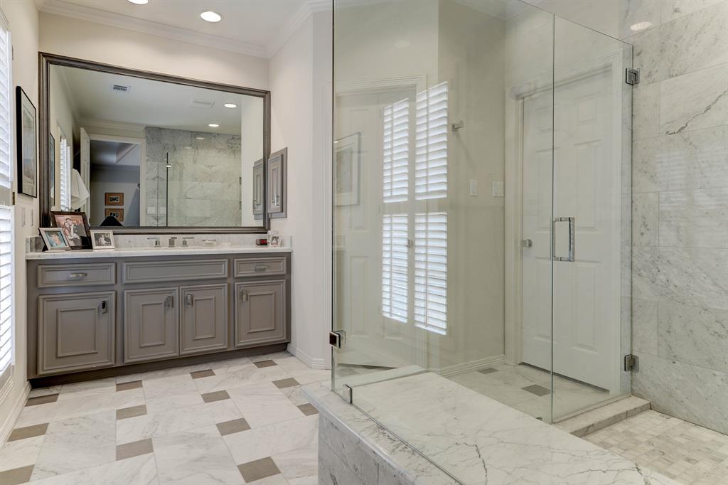 1215 3 Potomac Drive, Houston, Texas 77057, 3 Bedrooms Bedrooms, 15 Rooms Rooms,5 BathroomsBathrooms,Single-family,For Sale,Potomac,78675931