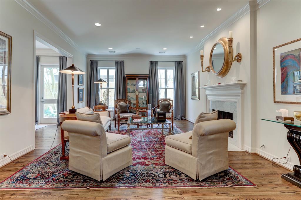 1215 3 Potomac Drive, Houston, Texas 77057, 3 Bedrooms Bedrooms, 15 Rooms Rooms,5 BathroomsBathrooms,Single-family,For Sale,Potomac,78675931