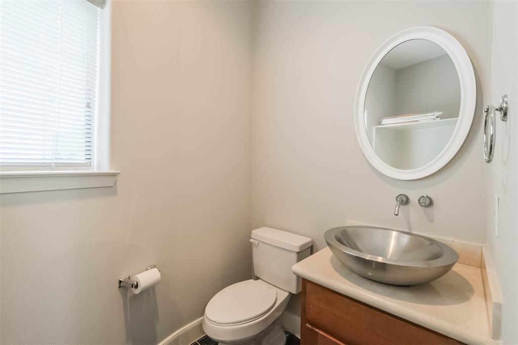 6903 3 Staffordshire Boulevard, Houston, Texas 77030, 3 Bedrooms Bedrooms, 3 Rooms Rooms,3 BathroomsBathrooms,Single-family,For Sale,Staffordshire,71475592