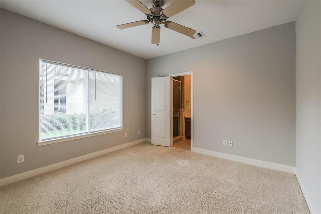 6903 3 Staffordshire Boulevard, Houston, Texas 77030, 3 Bedrooms Bedrooms, 3 Rooms Rooms,3 BathroomsBathrooms,Single-family,For Sale,Staffordshire,71475592