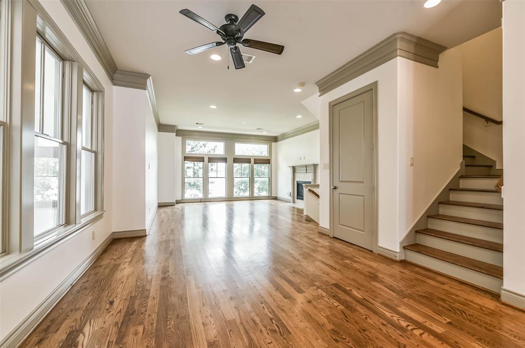 6008 3 Post Oak Green Lane, Houston, Texas 77055, 3 Bedrooms Bedrooms, 8 Rooms Rooms,3 BathroomsBathrooms,Single-family,For Sale,Post Oak Green,10227087