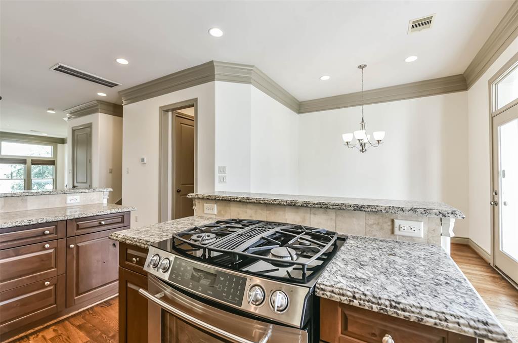 6008 3 Post Oak Green Lane, Houston, Texas 77055, 3 Bedrooms Bedrooms, 8 Rooms Rooms,3 BathroomsBathrooms,Single-family,For Sale,Post Oak Green,10227087