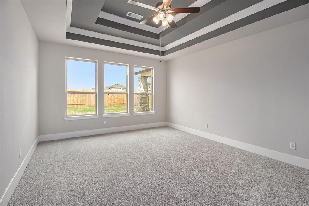 12918 2 Wintery Tide Drive, Texas City, Texas 77568, 4 Bedrooms Bedrooms, 9 Rooms Rooms,3 BathroomsBathrooms,Single-family,For Sale,Wintery Tide,89536912