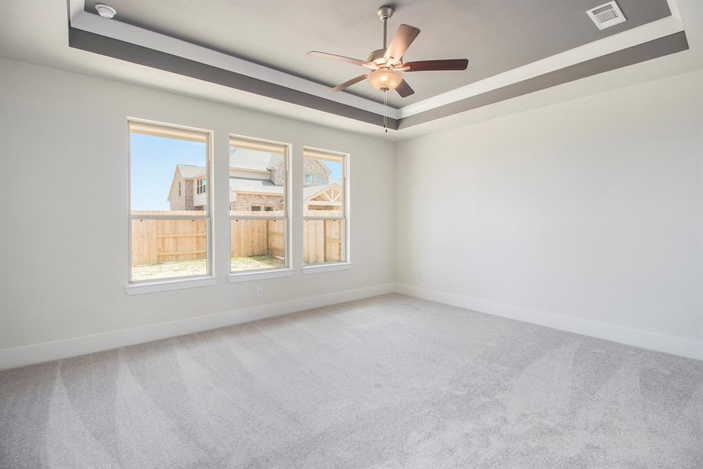 23684 2 Crossworth Drive, New Caney, Texas 77357, 4 Bedrooms Bedrooms, 9 Rooms Rooms,3 BathroomsBathrooms,Single-family,For Sale,Crossworth,72038343