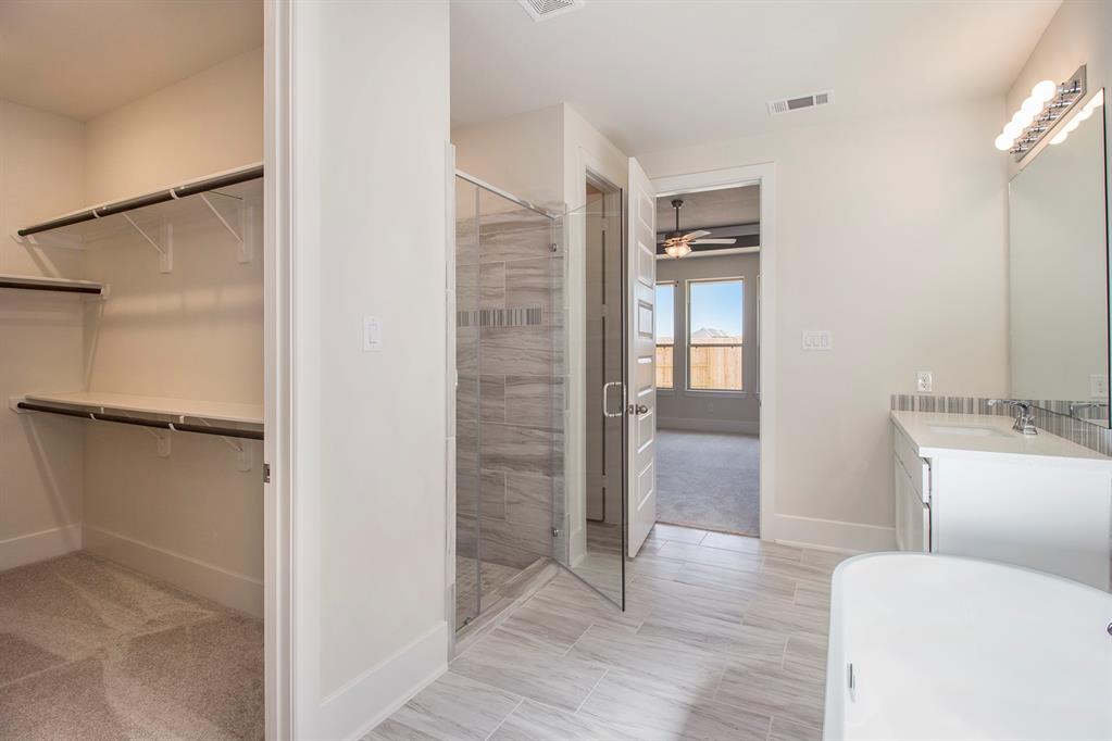 23684 2 Crossworth Drive, New Caney, Texas 77357, 4 Bedrooms Bedrooms, 9 Rooms Rooms,3 BathroomsBathrooms,Single-family,For Sale,Crossworth,72038343