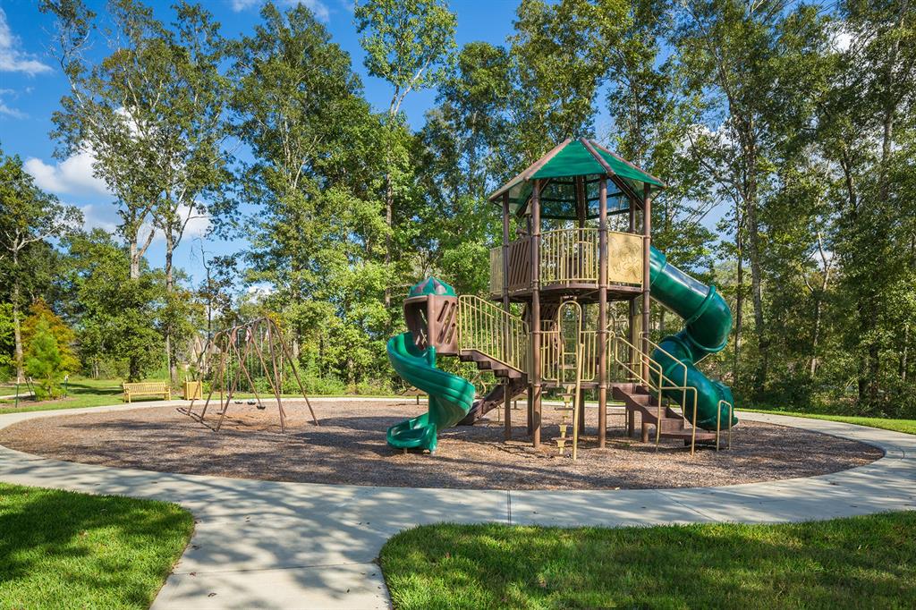 23684 2 Crossworth Drive, New Caney, Texas 77357, 4 Bedrooms Bedrooms, 9 Rooms Rooms,3 BathroomsBathrooms,Single-family,For Sale,Crossworth,72038343