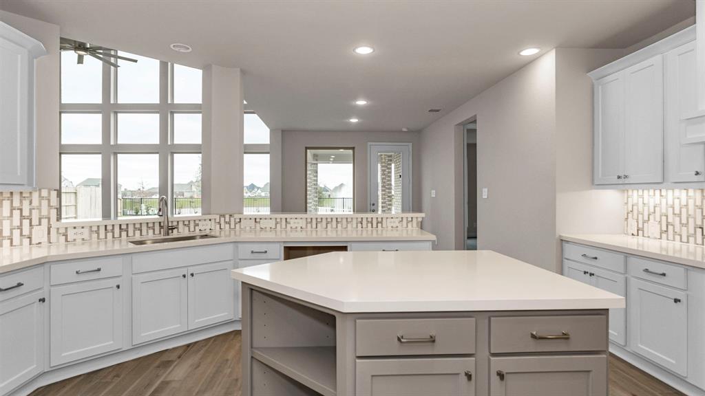 4223 2 Martin Ridge Drive, Manvel, Texas 77578, 5 Bedrooms Bedrooms, 11 Rooms Rooms,4 BathroomsBathrooms,Single-family,For Sale,Martin Ridge,69342499
