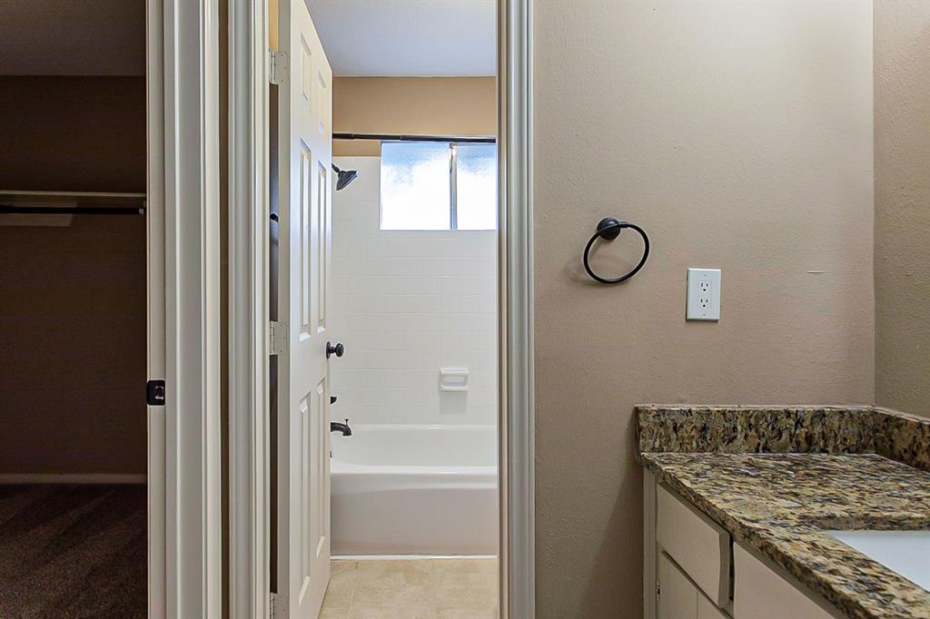 618 2 Park Grove Lane, Katy, Texas 77450, 4 Bedrooms Bedrooms, 4 Rooms Rooms,2 BathroomsBathrooms,Single-family,For Sale,Park Grove,86337956