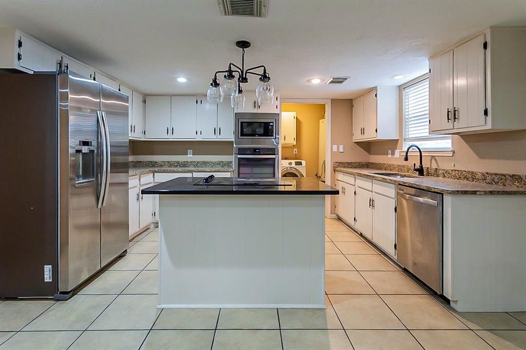 618 2 Park Grove Lane, Katy, Texas 77450, 4 Bedrooms Bedrooms, 4 Rooms Rooms,2 BathroomsBathrooms,Single-family,For Sale,Park Grove,86337956