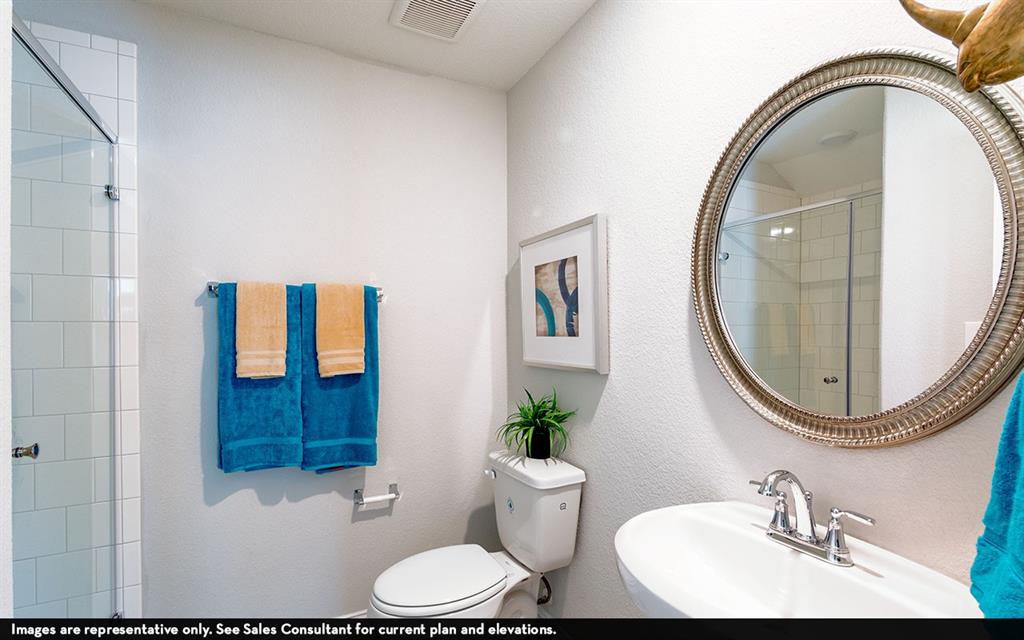 8806 1 W Crescent Lake Circle, Baytown, Texas 77521, 3 Bedrooms Bedrooms, 6 Rooms Rooms,3 BathroomsBathrooms,Single-family,For Sale,W Crescent Lake,66597637