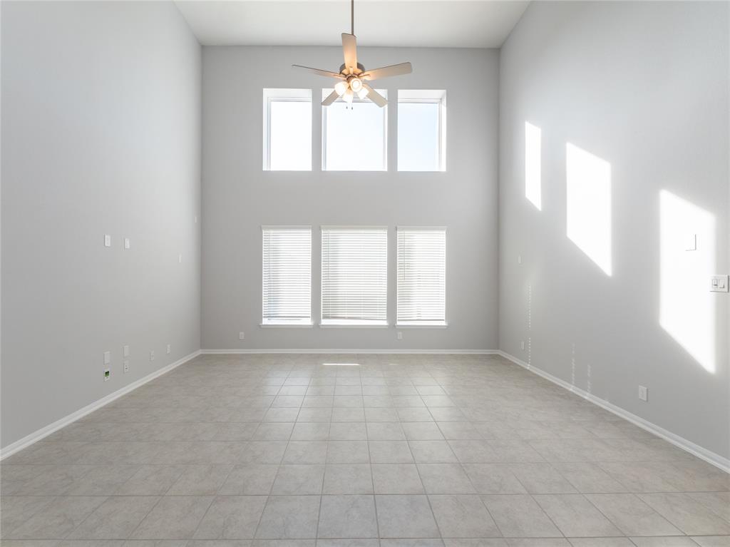 8811 2 Sandhill Crane Road, Baytown, Texas 77521, 4 Bedrooms Bedrooms, 10 Rooms Rooms,2 BathroomsBathrooms,Single-family,For Sale,Sandhill Crane,73505509