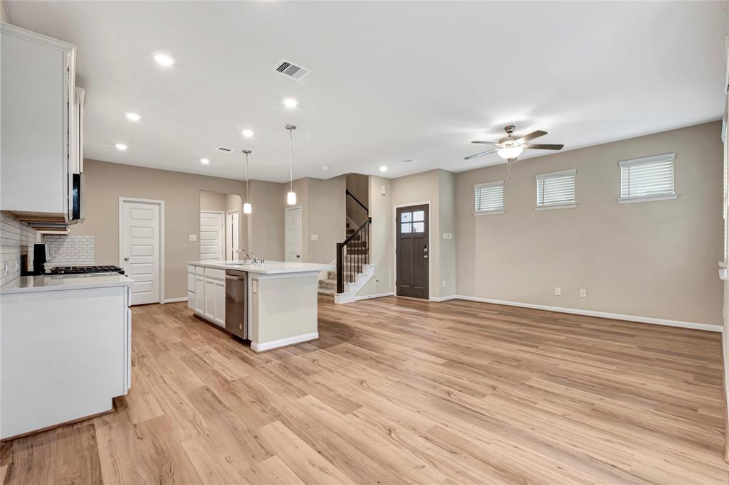 16014 2 Oregon Oak Drive, Houston, Texas 77084, 3 Bedrooms Bedrooms, 3 Rooms Rooms,2 BathroomsBathrooms,Single-family,For Sale,Oregon Oak,66627011