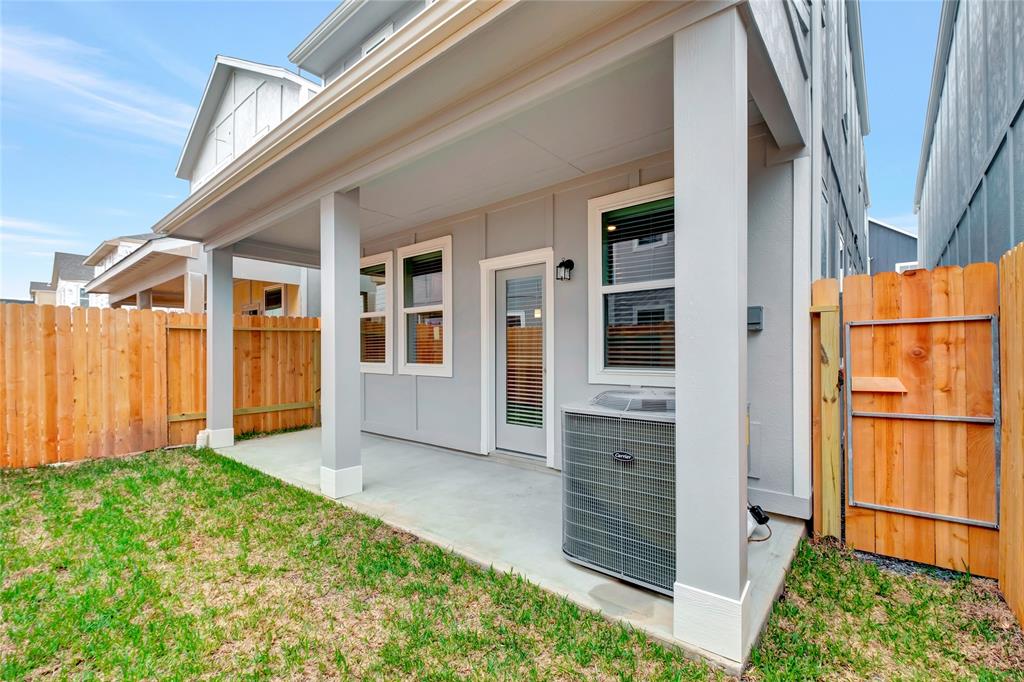 1522 2 Lakeline Oak Drive, Houston, Texas 77084, 3 Bedrooms Bedrooms, 3 Rooms Rooms,2 BathroomsBathrooms,Single-family,For Sale,Lakeline Oak,53452665