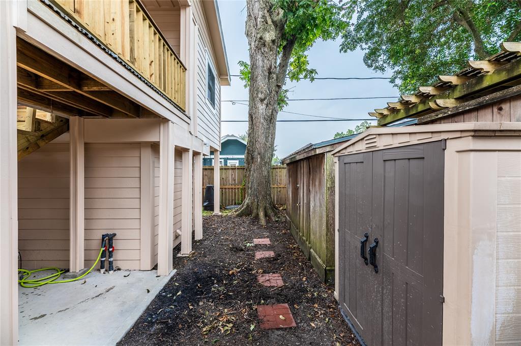 1032 1 Walling Street, Houston, Texas 77009, 3 Bedrooms Bedrooms, 7 Rooms Rooms,2 BathroomsBathrooms,Single-family,For Sale,Walling,69384496