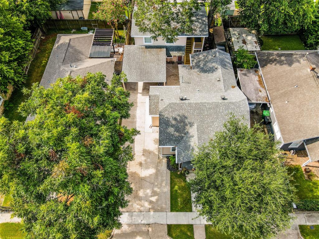 1032 1 Walling Street, Houston, Texas 77009, 3 Bedrooms Bedrooms, 7 Rooms Rooms,2 BathroomsBathrooms,Single-family,For Sale,Walling,69384496