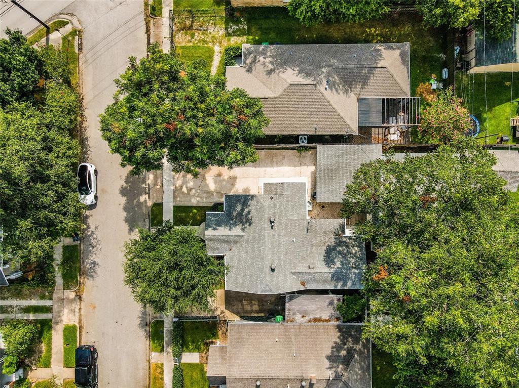 1032 1 Walling Street, Houston, Texas 77009, 3 Bedrooms Bedrooms, 7 Rooms Rooms,2 BathroomsBathrooms,Single-family,For Sale,Walling,69384496