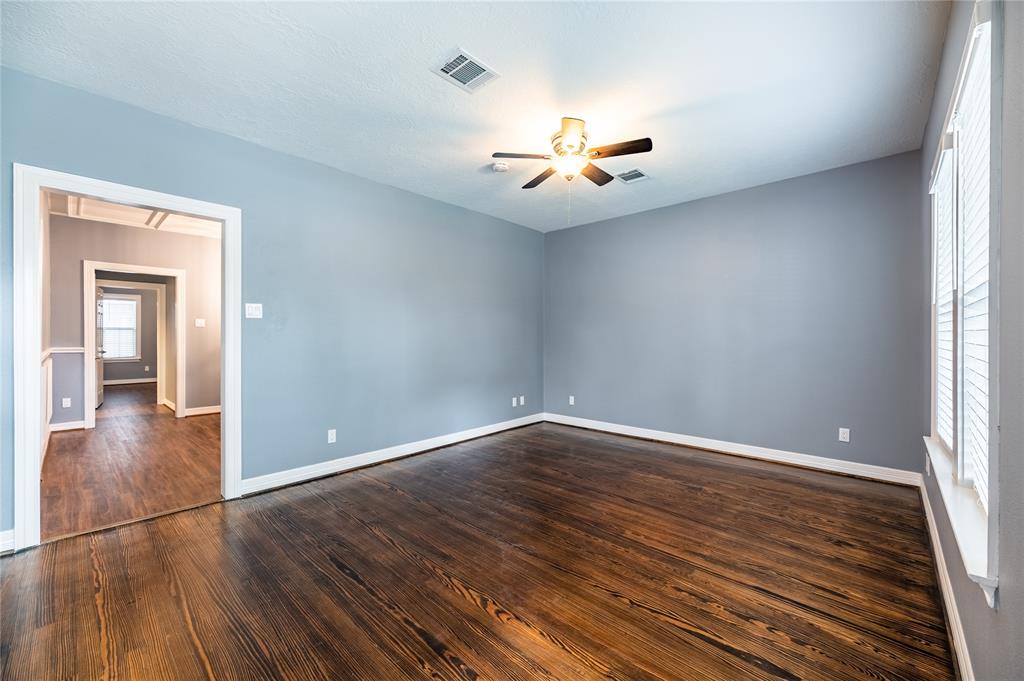 1032 1 Walling Street, Houston, Texas 77009, 3 Bedrooms Bedrooms, 7 Rooms Rooms,2 BathroomsBathrooms,Single-family,For Sale,Walling,69384496