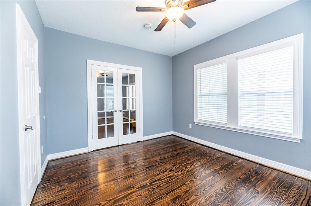 1032 1 Walling Street, Houston, Texas 77009, 3 Bedrooms Bedrooms, 7 Rooms Rooms,2 BathroomsBathrooms,Single-family,For Sale,Walling,69384496