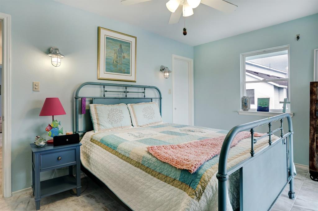 114 2 Tamana Drive, Tiki Island, Texas 77554, 3 Bedrooms Bedrooms, 6 Rooms Rooms,2 BathroomsBathrooms,Single-family,For Sale,Tamana,51201306