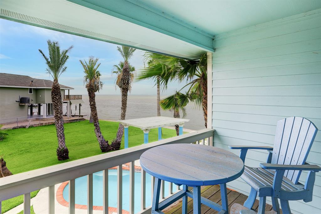 114 2 Tamana Drive, Tiki Island, Texas 77554, 3 Bedrooms Bedrooms, 6 Rooms Rooms,2 BathroomsBathrooms,Single-family,For Sale,Tamana,51201306