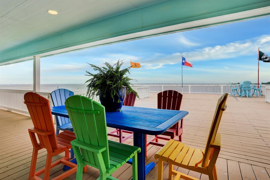 114 2 Tamana Drive, Tiki Island, Texas 77554, 3 Bedrooms Bedrooms, 6 Rooms Rooms,2 BathroomsBathrooms,Single-family,For Sale,Tamana,51201306
