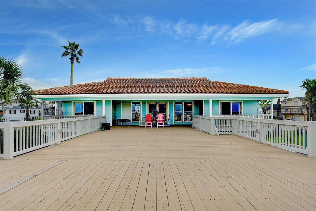 114 2 Tamana Drive, Tiki Island, Texas 77554, 3 Bedrooms Bedrooms, 6 Rooms Rooms,2 BathroomsBathrooms,Single-family,For Sale,Tamana,51201306