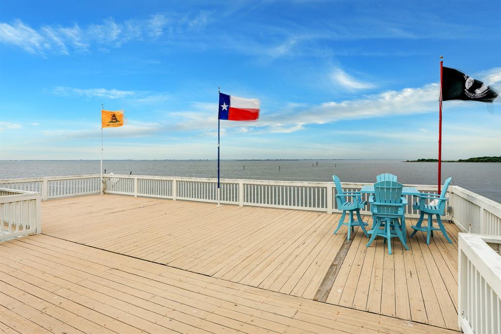 114 2 Tamana Drive, Tiki Island, Texas 77554, 3 Bedrooms Bedrooms, 6 Rooms Rooms,2 BathroomsBathrooms,Single-family,For Sale,Tamana,51201306