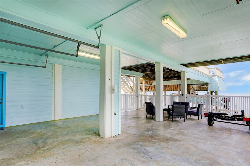 114 2 Tamana Drive, Tiki Island, Texas 77554, 3 Bedrooms Bedrooms, 6 Rooms Rooms,2 BathroomsBathrooms,Single-family,For Sale,Tamana,51201306