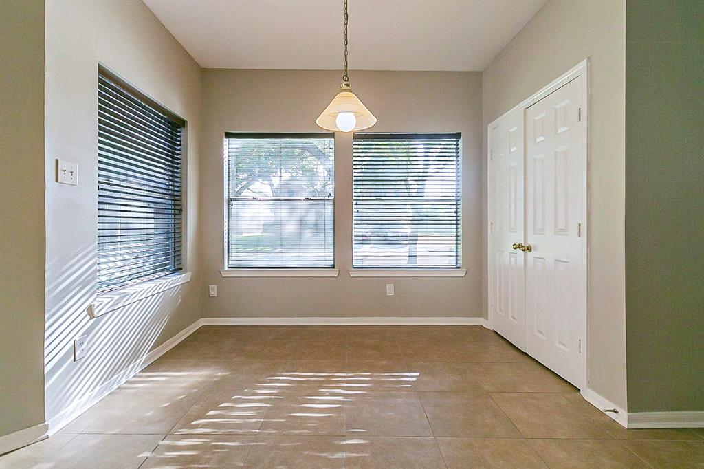 4011 2 Perry Knoll Court, Sugar Land, Texas 77479, 4 Bedrooms Bedrooms, 4 Rooms Rooms,2 BathroomsBathrooms,Single-family,For Sale,Perry Knoll,61372887