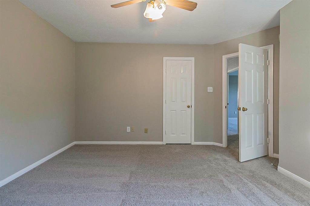 4011 2 Perry Knoll Court, Sugar Land, Texas 77479, 4 Bedrooms Bedrooms, 4 Rooms Rooms,2 BathroomsBathrooms,Single-family,For Sale,Perry Knoll,61372887
