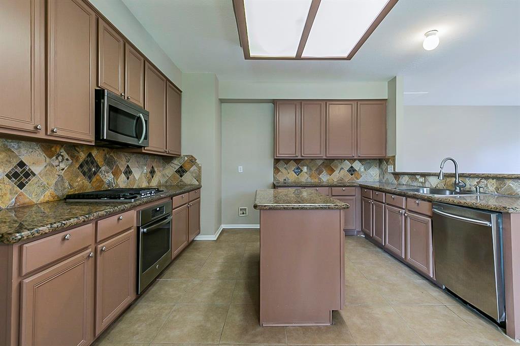 4011 2 Perry Knoll Court, Sugar Land, Texas 77479, 4 Bedrooms Bedrooms, 4 Rooms Rooms,2 BathroomsBathrooms,Single-family,For Sale,Perry Knoll,61372887
