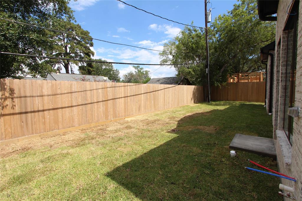 6506 2 Wharton Street, Houston, Texas 77055, 4 Bedrooms Bedrooms, 11 Rooms Rooms,3 BathroomsBathrooms,Single-family,For Sale,Wharton,4013400