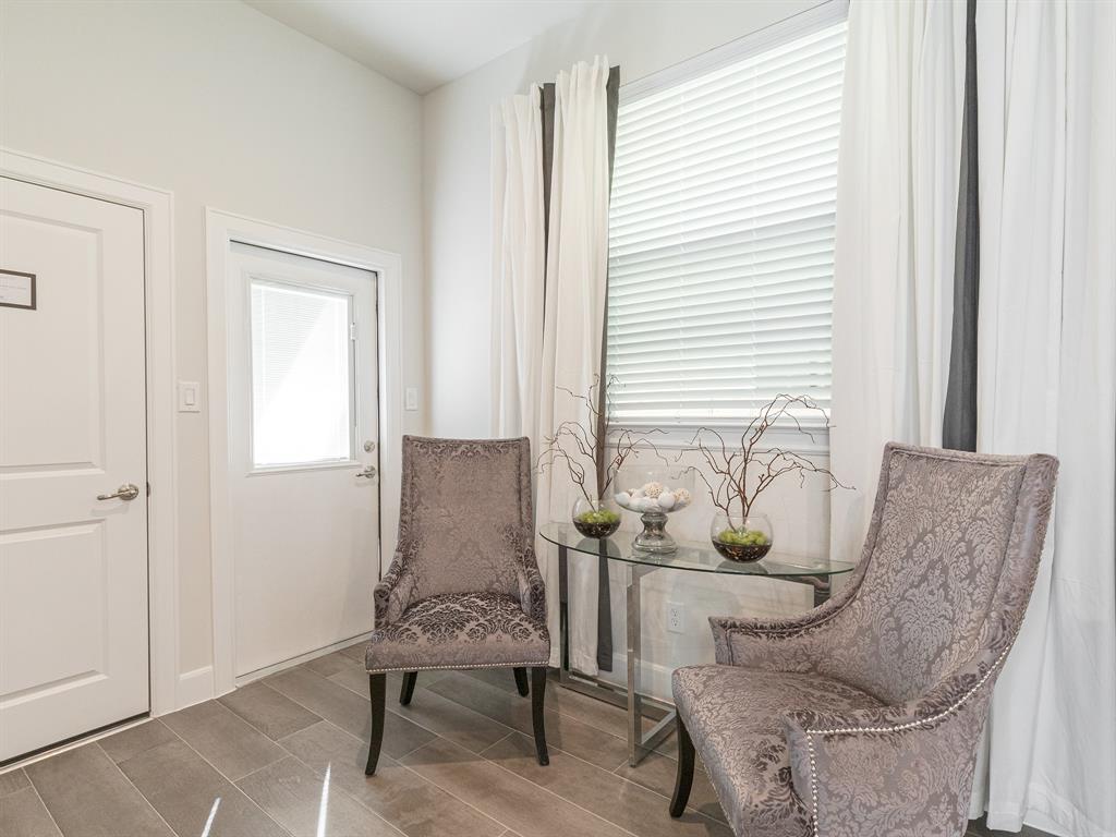 9565 2 Neuens Road, Houston, Texas 77080, 3 Bedrooms Bedrooms, 8 Rooms Rooms,2 BathroomsBathrooms,Townhouse/condo,For Sale,Neuens,52336818