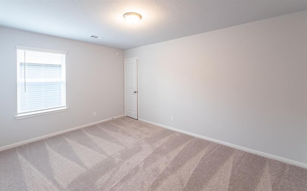 20119 2 Bushwick Falls Drive, Montgomery, Texas 77316, 4 Bedrooms Bedrooms, 10 Rooms Rooms,2 BathroomsBathrooms,Single-family,For Sale,Bushwick Falls,76081237