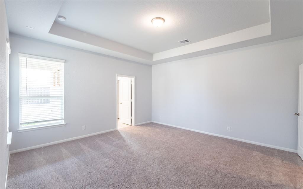 20119 2 Bushwick Falls Drive, Montgomery, Texas 77316, 4 Bedrooms Bedrooms, 10 Rooms Rooms,2 BathroomsBathrooms,Single-family,For Sale,Bushwick Falls,76081237