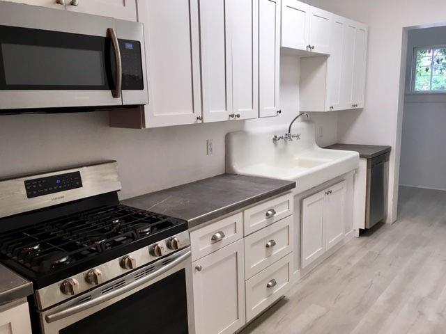 1819 1 Kane Street, Houston, Texas 77007, 2 Bedrooms Bedrooms, 6 Rooms Rooms,1 BathroomBathrooms,Single-family,For Sale,Kane,53794687
